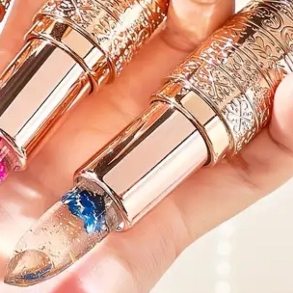 Other - Temperature Activated Petal Color Changing Jelly Lipbalm Lipstick NWT